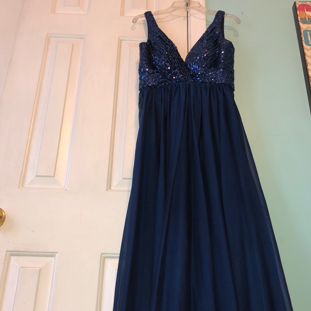 Gorgeous royal blue dress ✨ - Picture 5 of 8